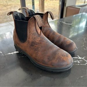 Blundstones
